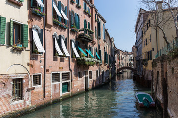 Obraz na płótnie Canvas Wasserkanal in Venedig