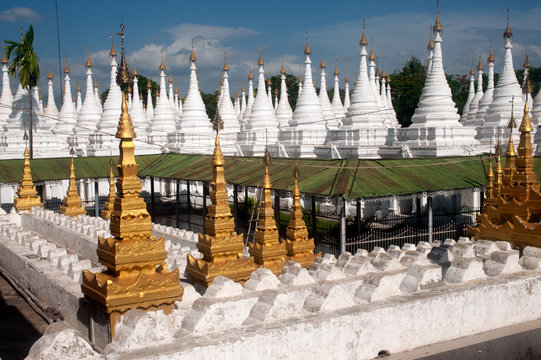 Group of stupas in Sanda Muni Paya temple of Myanmar.