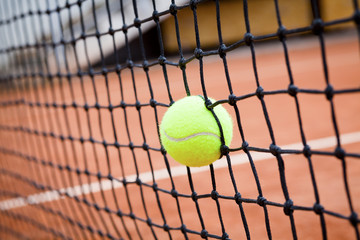 playing tennis, roland garros court type