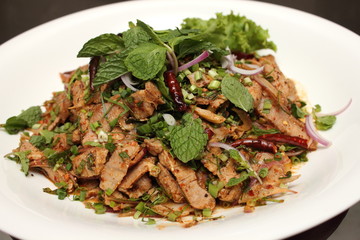 Spicy pork salad