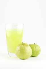 Fototapeta na wymiar Guava and guava juice (tropical fruit) on white background