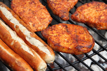 Schwenker mit Würstchen