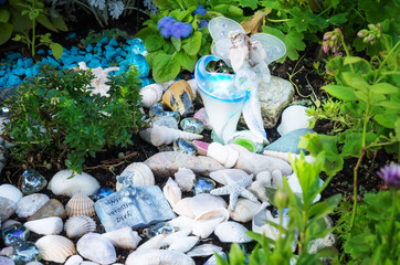Kindergrab im Sommer