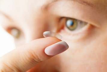 Contact lens