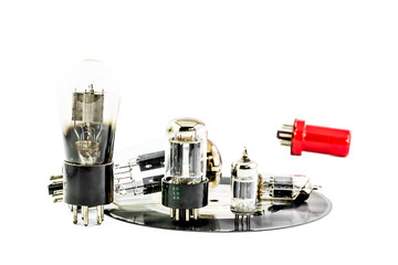 Vacuum electronic