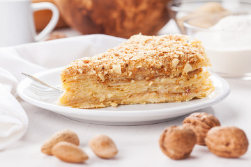 Pancake pie with nuts