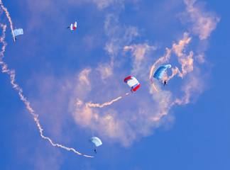 Descent by parachute