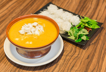 noodles fish curry crab