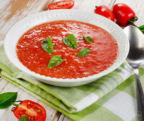 Fresh tomato soup