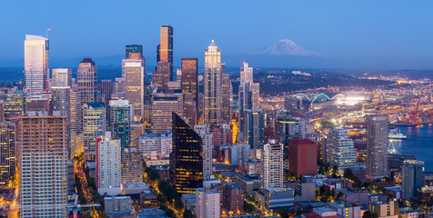 Seattle skyline at twilight