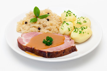 Kasselerbraten mit Sauerkraut und Kartoffeln
