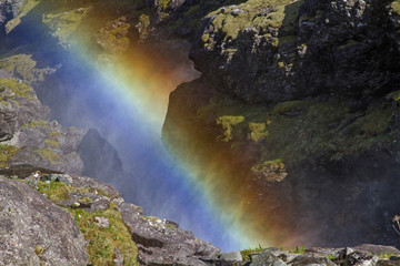 Fototapeta na wymiar Regenbogenfarben
