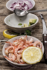 process of making sea salad with shrimps