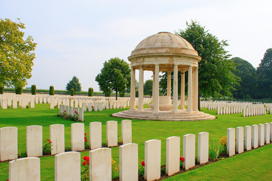 Bedford House Cemetery world war one Ypres Flander Belgium