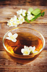 Obraz na płótnie Canvas tea with jasmine
