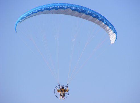 Parapendio a motore
