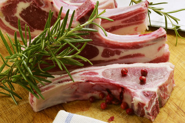 Chuletas de cordero Costine d'agnello Côtelettes d'agneau