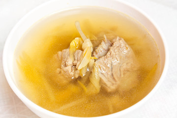 Lily flower and sparerib soup.