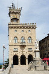 Fototapeta na wymiar The public palace on Borgo Maggiore