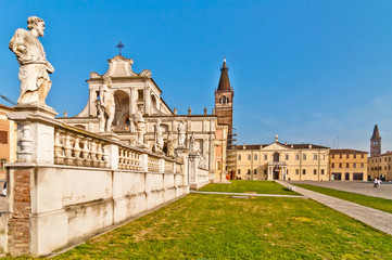 Fototapeta na wymiar Polirone Abbey in San Benedetto Po, Italy