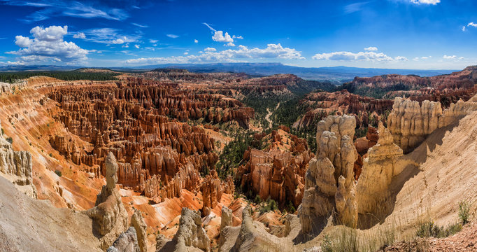 Amphitheater from Inspiration Point at Bryce Canyon National Par