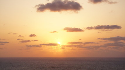 Fototapeta premium 小笠原諸島 ウェザーステーションから見た夕日
