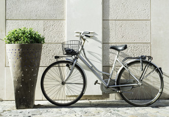 Fototapeta na wymiar Old Italian bicycle