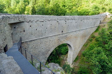 Ponte acquedotto romano Pont d'Aël - A.D. 3 a.c. - Valle d'Aosta