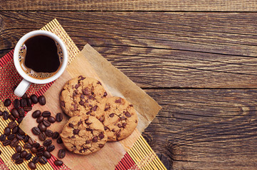 Chocolate cookies and coffee