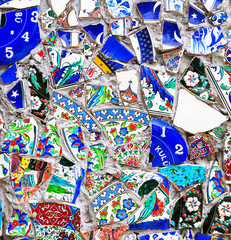Fototapeta na wymiar Mosaic Pattern of broken ceramics