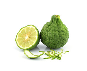 Fototapeta premium leech lime fruits isolated on white