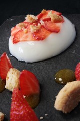  sweet Panacota  dessert