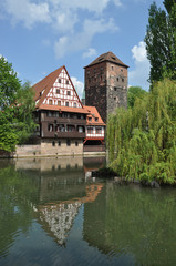 Obraz premium Weinstadel und Wasserturm in Nürnberg
