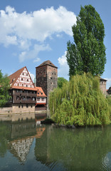 Obraz premium Weinstadel und Wasserturm in Nürnberg