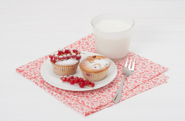 Cupcakes With Fresh Redcurrant. White Painted Table