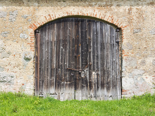 Fototapeta na wymiar weathered wooden door