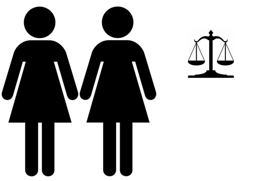 Couple de femmes devant la justice