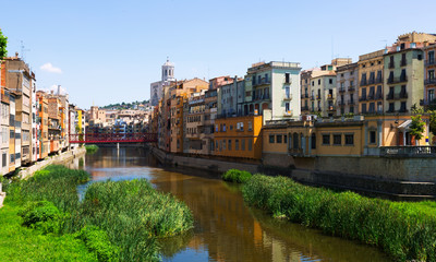 Fototapeta premium picturesque view of Girona