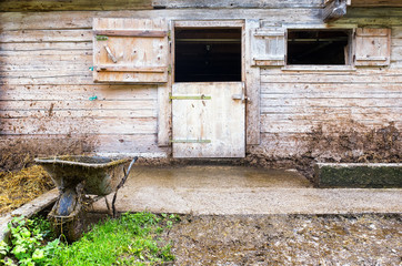 wheelbarrow