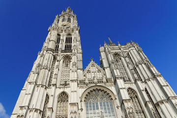 Fototapeta na wymiar Liebfrauenkathedrale in Antwerpen
