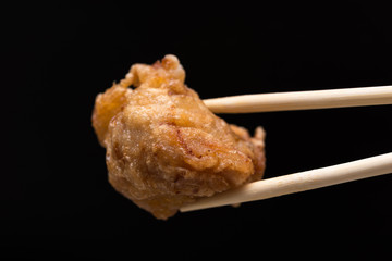唐揚げ karaage 黒背景