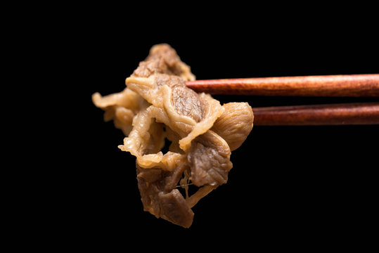 牛丼 beef rice bowl 黒背景