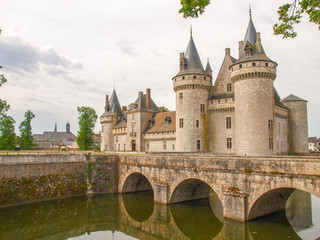 Fototapeta na wymiar Chataeau Sully-s-Loire