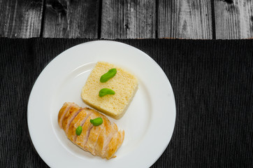 Grilled chicken breast with couscous and basil