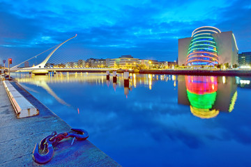 Fototapeta premium Samuel Beckett Bridge w Dublinie