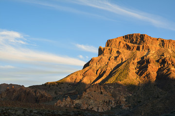 Fototapeta premium Abenddämmerung im Teide Nationalpark auf Teneriffa