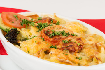 Tomaten-Gemüse-Auflauf