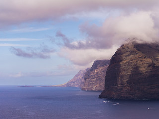 Klippen bei Los Gigantes auf Teneriffa
