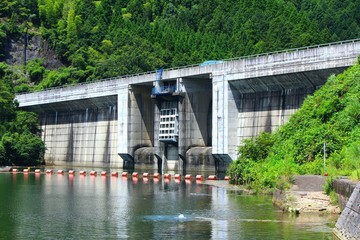 氷川ダム