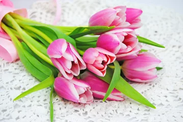 Tuinposter Mooie roze tulpen © trinetuzun